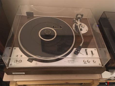 Pioneer Turntable PL-530 *Price reduced Photo #2239520 - Canuck Audio Mart