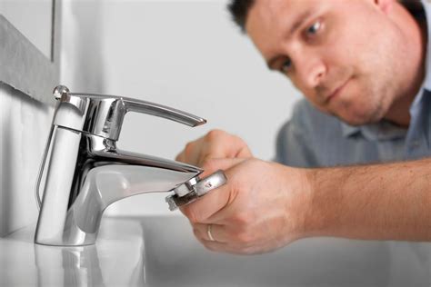 fix  leaking mixer tap plumbwell plumbing services