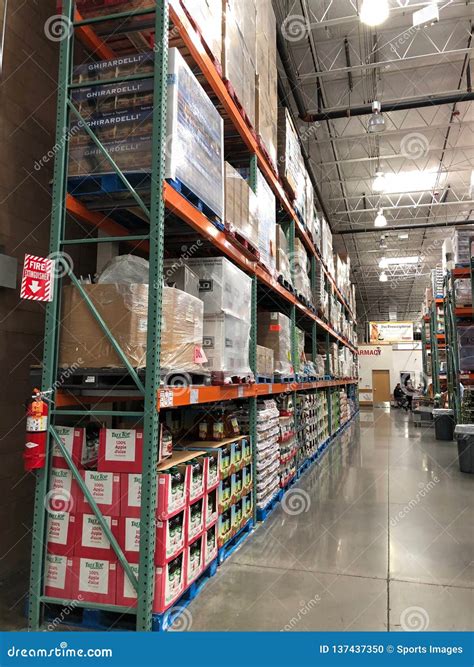 membership warehouse club 10