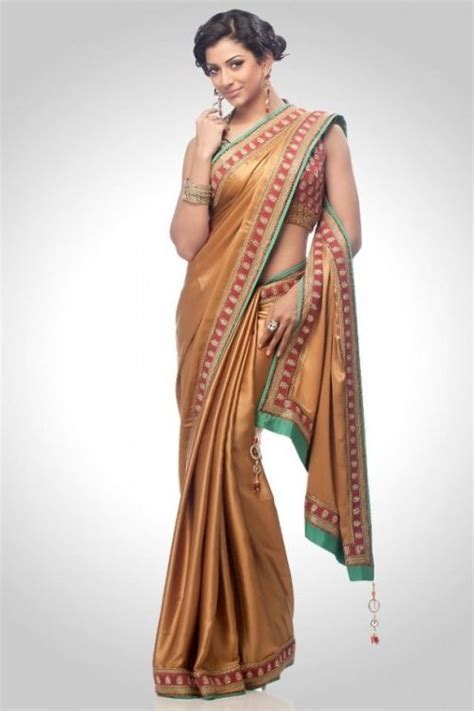 Сари: Фото (236) | Bandhini saree, Saree designs, Satin saree