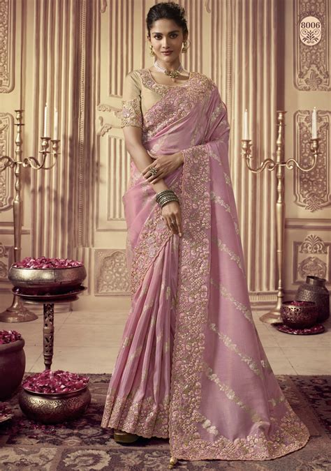 sarees caption ideas 9