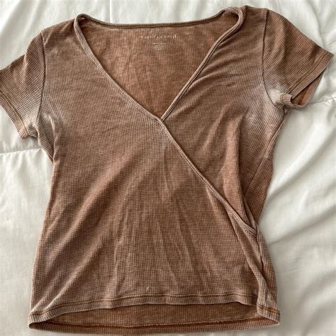 american eagle top retails   depop