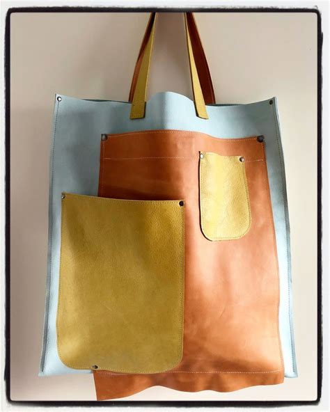 Budapest Berlin tote | Кожаные сумки, Тканевая сумка, Художественная сумка