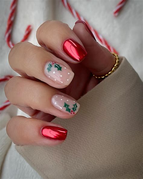 23+ Chrome Christmas Nail Looks Celebrities Are Secretly Obsessed With
