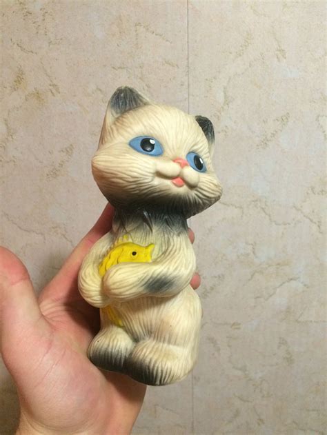 Старая игрушка Кошка (резиновая)