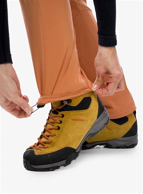 Spodnie górskie damskie Patagonia Altvia Alpine Pants - sienna clay