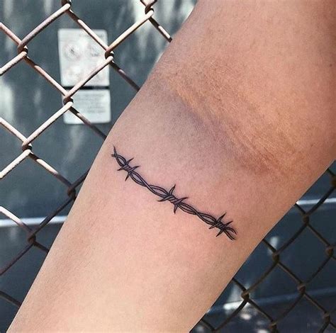 Tattoo • Значение тату: Колючая проволока