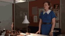Secretary GIFs | Tenor