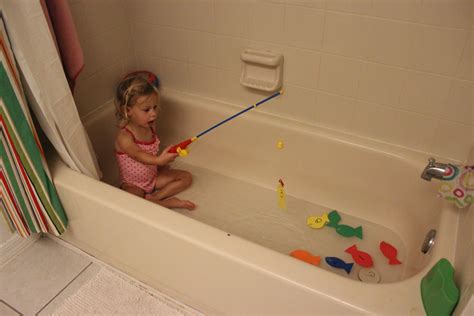 The Little Girl and the Bath Tub – Domesticating Michelle