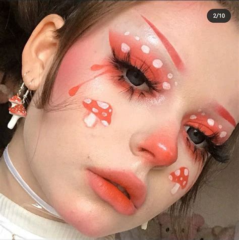 Pin by Психтаблетка on МокЕяЖ | Crazy makeup, Creative eye makeup ...