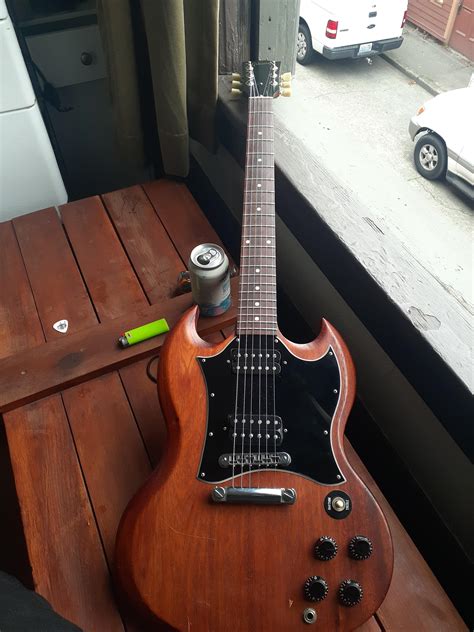 Just picked up this SG : guitars