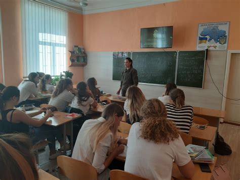Все більше учнів дізнаються, у чому саме полягають завдання ...
