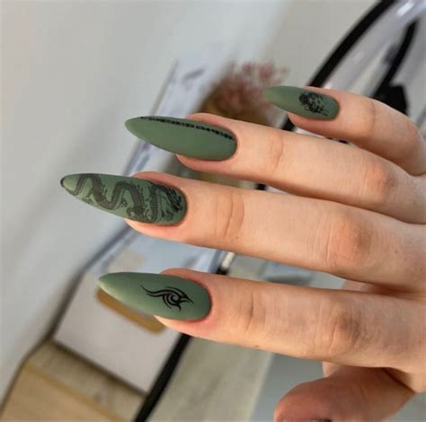 Пин от пользователя Tora the cat на доске nails🫧 | Хиппи ногти ...