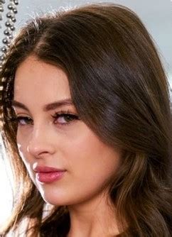 All Adult Network | Girl of the Week – Maddy May
