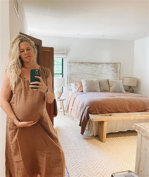 Sarah Wright Olsen Nude