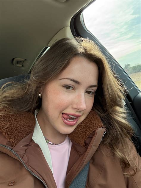 Pineapplebrat - Pineapplebrat added a new photo.