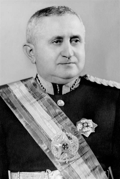 Como Se Caracterizou O Governo Do Presidente Dutra - Histo é História: O GOVERNO DUTRA (1946-1951)