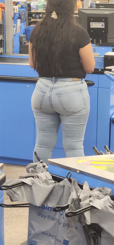 PHAT LATINA ASS MMMM - Tight Jeans - Forum