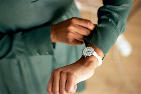 Can Plan B Make Your Period Late? Timing, Explained - Rescripted
