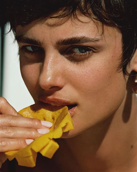 TAYLOR HILL for Lavarice Sun Kissed 2024 – HawtCelebs