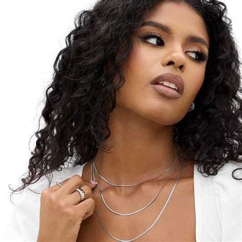 Fine Snake Chain Necklace (Silver) – Abbott Lyon US