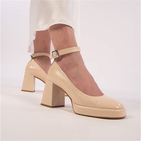 Melissa - Nude– Head Over Heels NZ