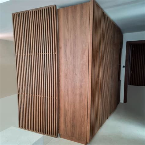 WD30 | Introducing our solid wood wardrobe, expertly crafted from ...