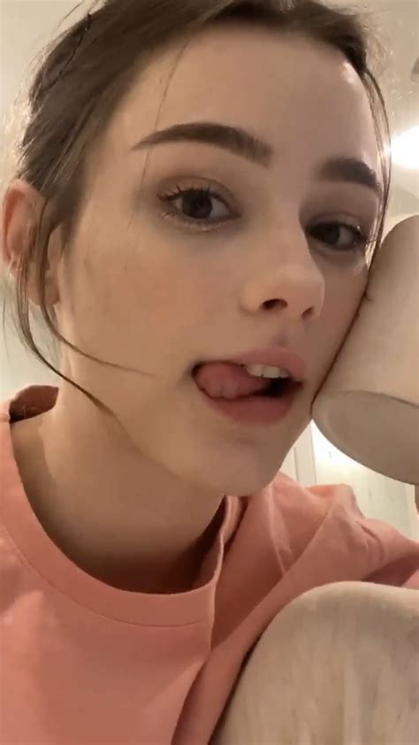 Pin on Dasha Taran ♡ིྀ༘