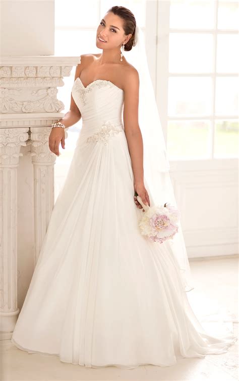 Simple Elegant Wedding Dresses | Stella York Wedding Dresses