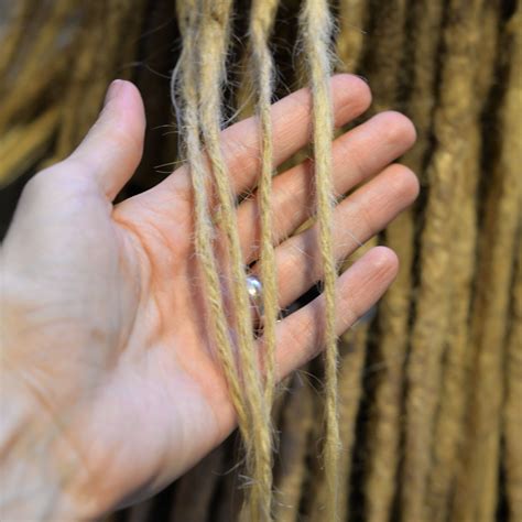 Hair guides explain all the different types of dreads for you 4