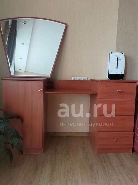 Туалетный столик — купить в Красноярске. Состояние: Б/у. Туалетные ...