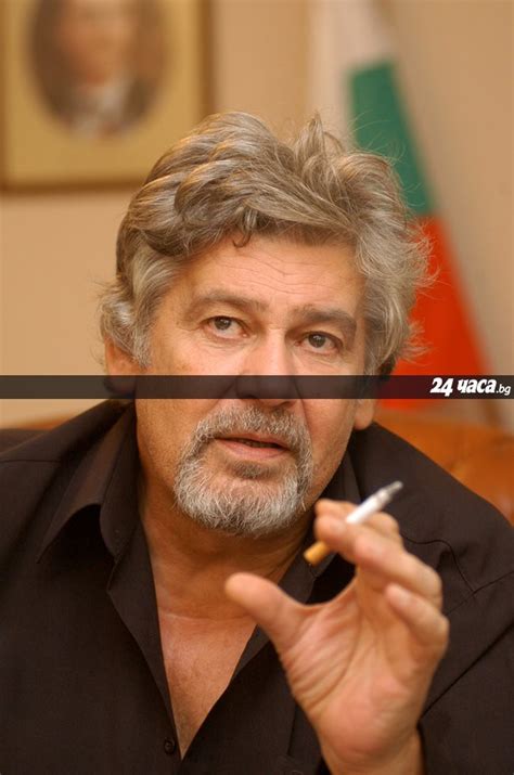Звезди, които Стефан Данаилов роди, му се обясняват в любов