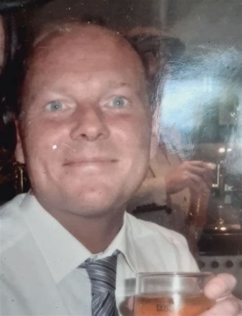 Devon & Cornwall Police - Man found with serious injuries in Barnstaple