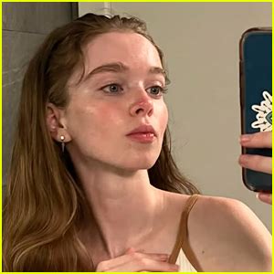 Summer H Howell Celebrity News and Gossip | Entertainment, Photos and ...