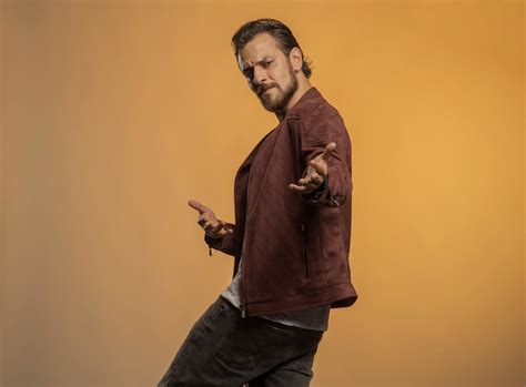 Erkan Kolçak Köstendil Kimdir? - Kivi Tadında