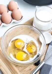 Easy Healthy Scrambled Eggs Recipe - The Foodie Affair