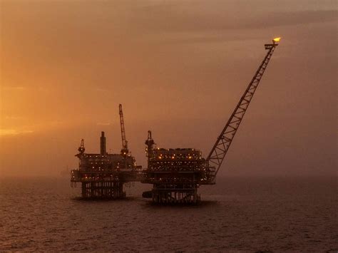 Repsol: Optimization of oil field processes - Plain Concepts