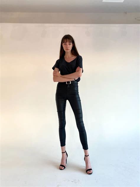 Model: Natalia T | MMG Models