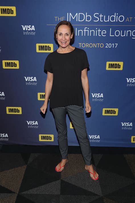 In Loving Memory Of Laurie Metcalf: A Tribute To A Remarkable Career
