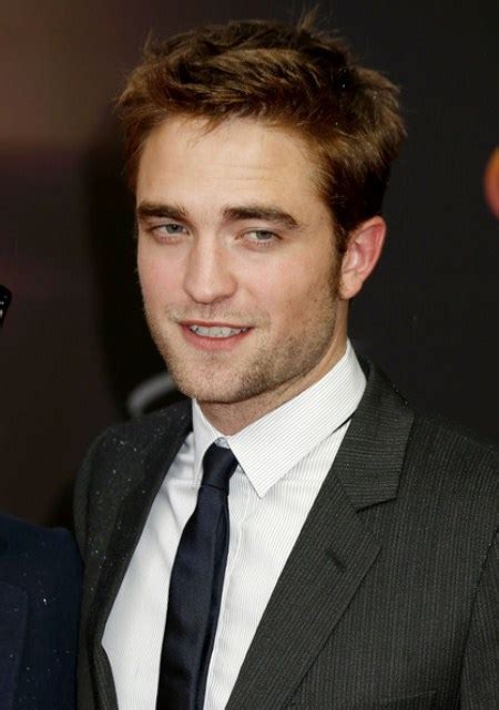 Robert Pattinson Insults The British Film Industry | Celeb Dirty Laundry
