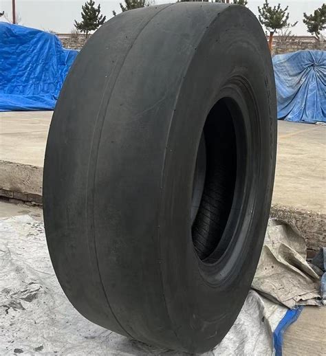 engineering tire rims       otr smooth tyres road
