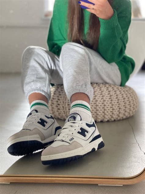 Кроссовки женские нью баланс new balance 550 — цена 2050 грн в каталоге ...
