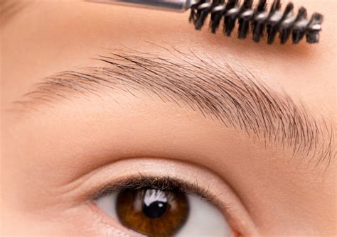 Tips For Brow Lamination On Wide-set Brows