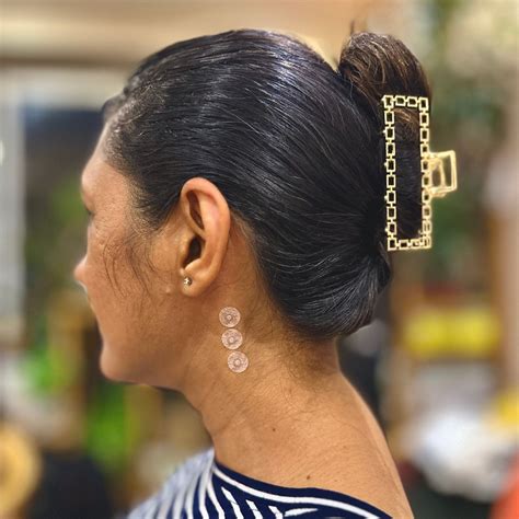 pyonex  necks   bmas blog