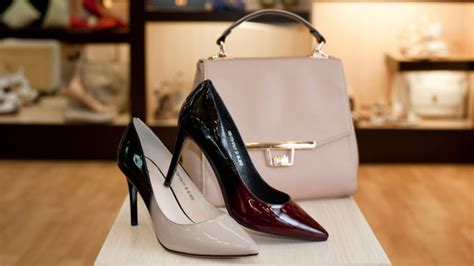Russian Oligarch Sells Stake in Shoe Retailer - The Moscow Times