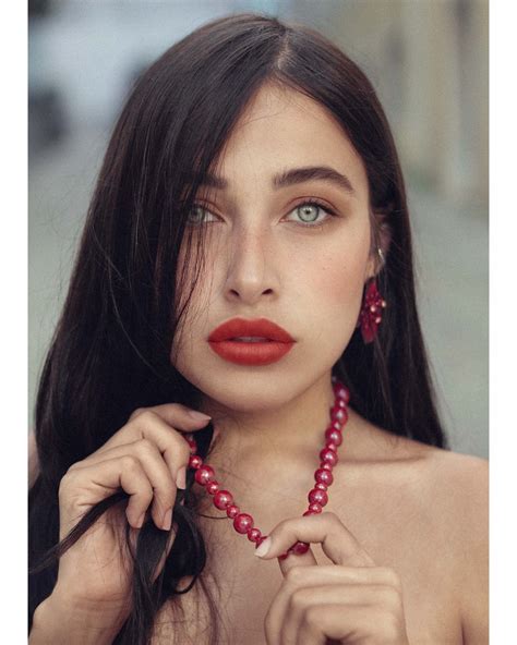 Ágata, Brazilian escort in Monaco