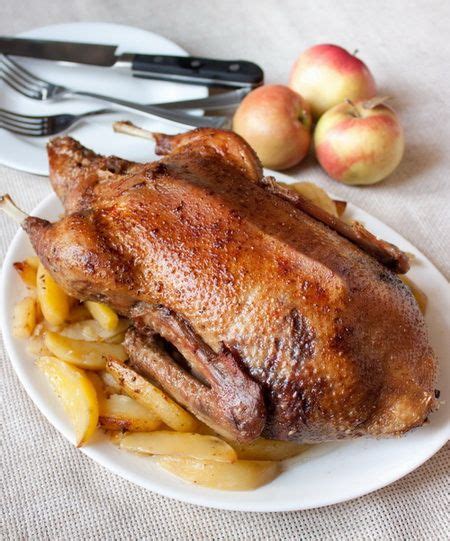 Рецепт утки с яблоками с фото пошагово на Вкусном Блоге