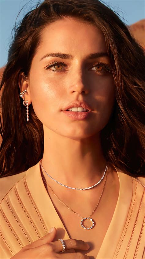 Ana de Armas, Cuban, Spanish, Actress, Celebrity, Girls, Women ...