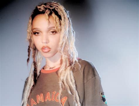 fka twigs previews  song  calvin klein advert     fit