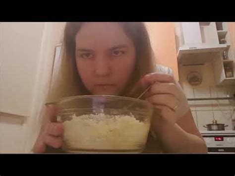 Чипсы из картофельного порошка - YouTube